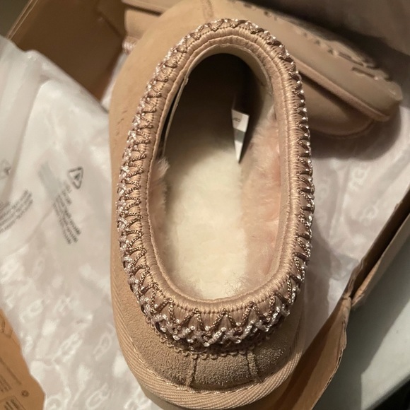 UGG Women's Tasman Slippers - New - Authentic- Women’s Size 9 Driftwood - Picture 8 of 10